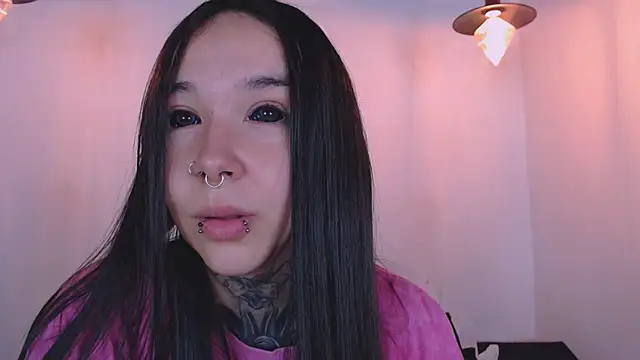 alien eyes09 online show from June 2, 1:39 am