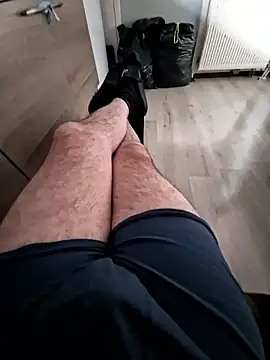 queenandkingpleasure online show from April 20, 6:05 am