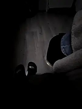 queenandkingpleasure online show from March 13, 1:07 am