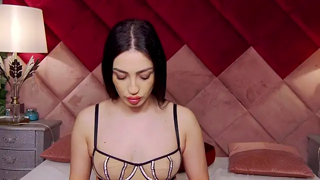 VictoriaLanes online show from March 12, 6:05 am