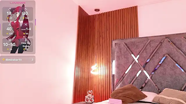 LunaVelour13 online show from February 15, 4:04 am