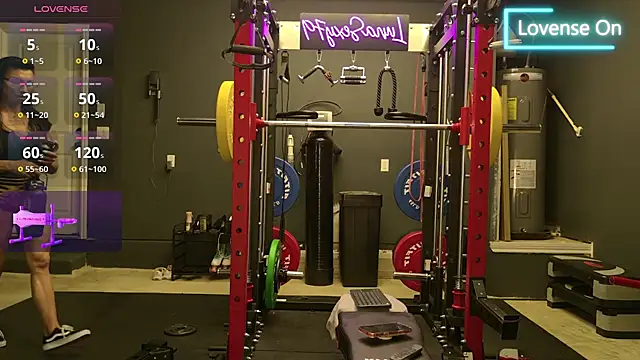 lunasexy79 online show from April 7, 2:30 pm