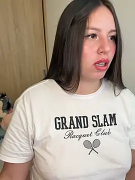 Sofi Collinss online show from March 2, 9:31 pm