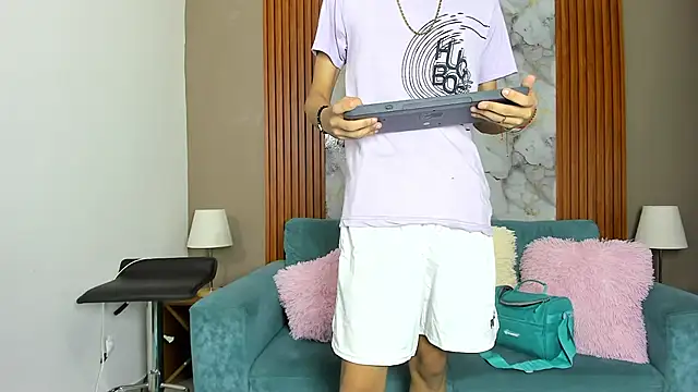 YOUNG BOYS HELL online show from March 3, 1:11 am