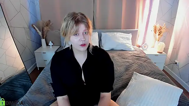 luna c0ra online show from February 27, 1:16 am