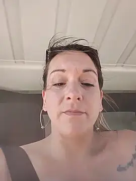 MissBella0969 online show from March 21, 7:19 pm