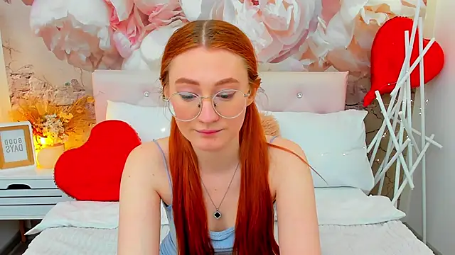 TinaHarp online show from February 21, 9:10 am