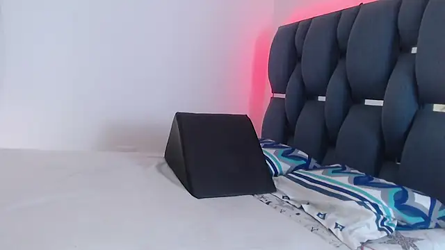 marshsquirt online show from February 20, 7:15 pm