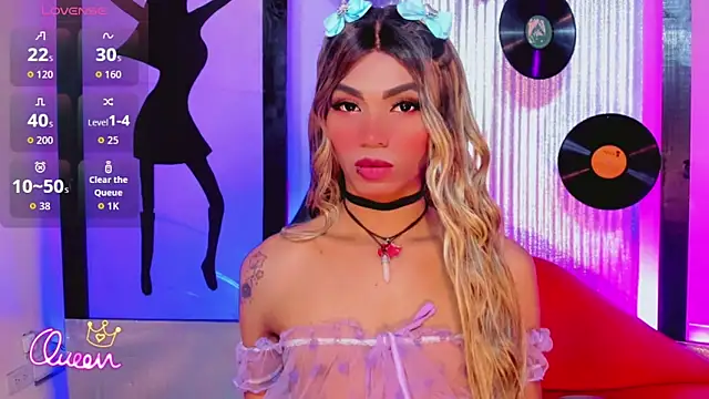 suzume Mendez online show from May 26, 11:20 am