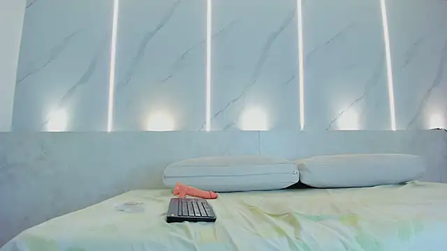 alina hart online show from March 11, 3:44 am