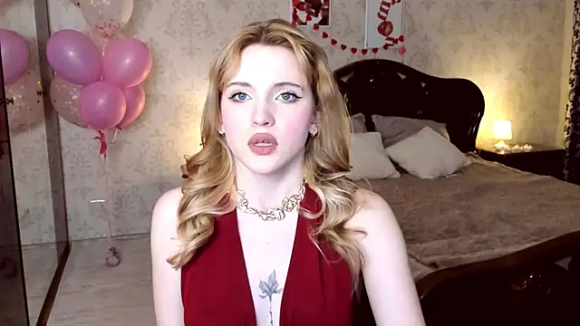 CarryParker online show from March 3, 7:42 pm