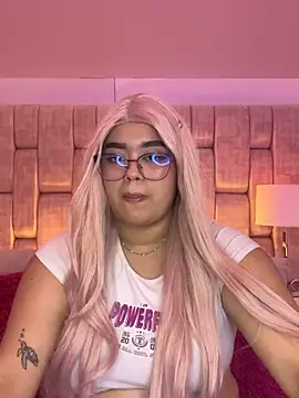 AnniJones online show from April 11, 8:18 am