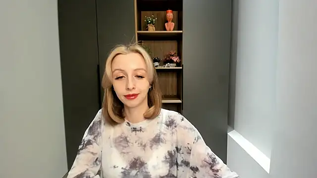 EugeniaEarl online show from February 20, 6:26 am