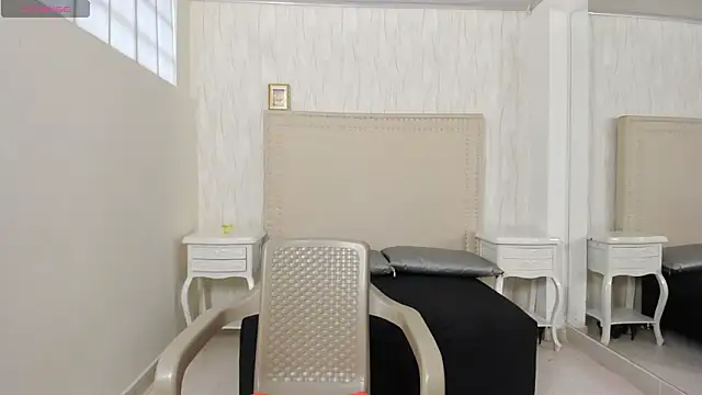 FernandaAvilax online show from March 26, 8:10 pm