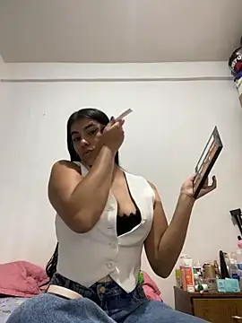 Alara Key online show from February 26, 10:53 pm