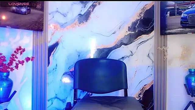 Alondra Wile online show from April 8, 7:49 pm