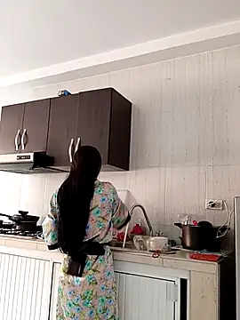 sara cute so online show from April 5, 4:17 pm