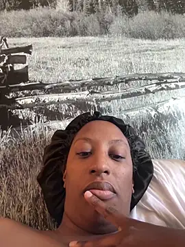 Miabaybeeee online show from April 24, 4:43 pm