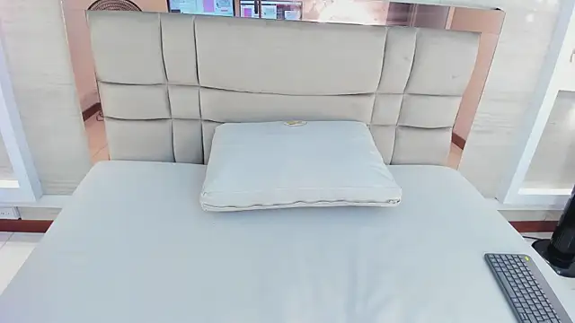 gema wayne online show from February 23, 6:57 am