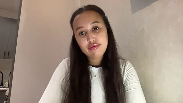 Dana 005 online show from June 1, 9:05 pm