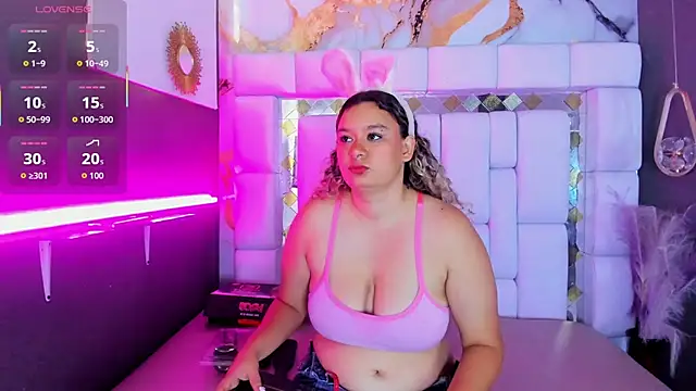 elara sweet  online show from March 3, 1:28 pm