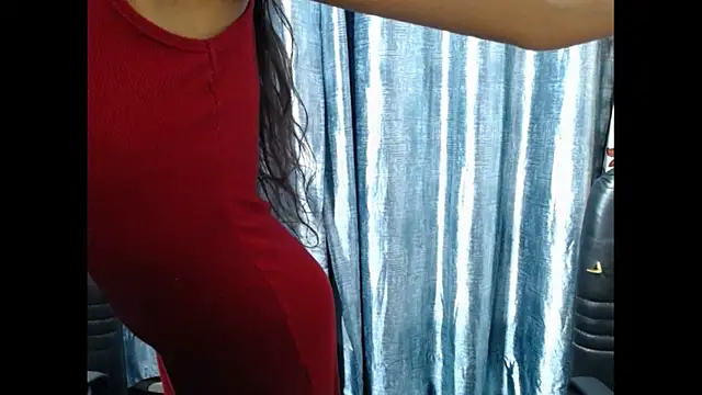 Roselley online show from April 10, 2:01 pm