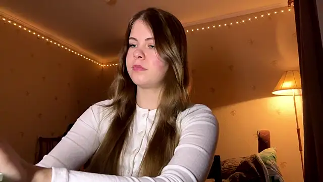 Amy Maev online show from March 7, 5:20 pm