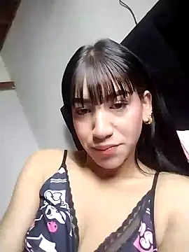 Iam Emma online show from March 2, 3:41 pm