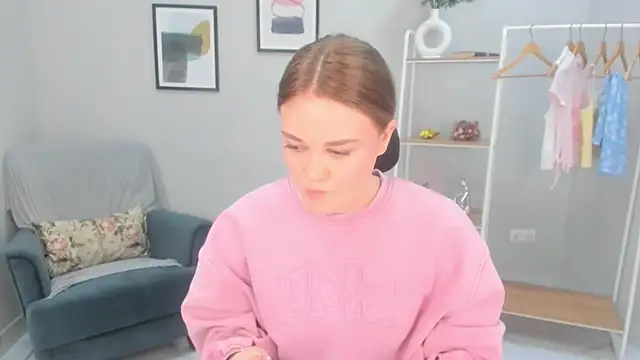 Liana Bert online show from February 26, 11:31 am