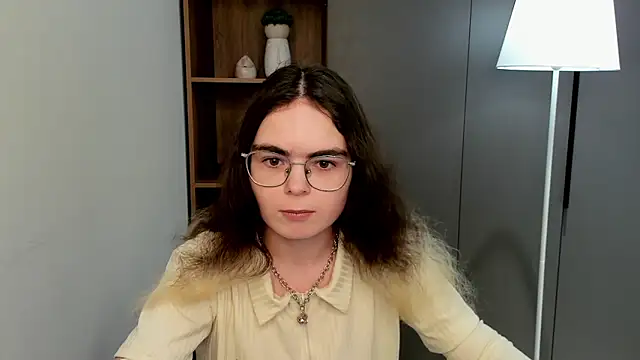 MyrlZangger online show from February 24, 9:30 am