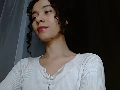 helena hadler online show from May 6, 12:03 am