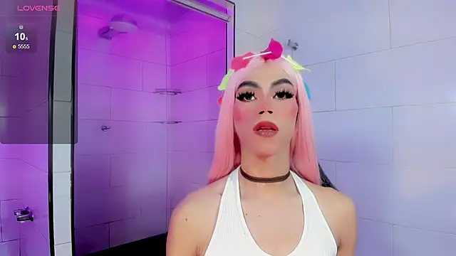 Gema Jones  online show from April 16, 8:08 pm