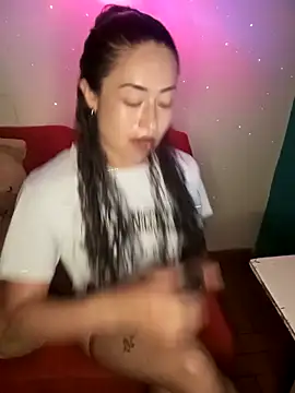 lina luxe  online show from February 28, 11:26 pm