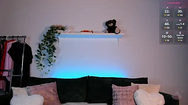  Eva Vibe  online show from April 14, 7:41 am