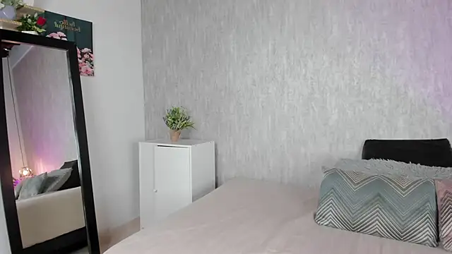 Lore evans online show from February 26, 9:47 pm