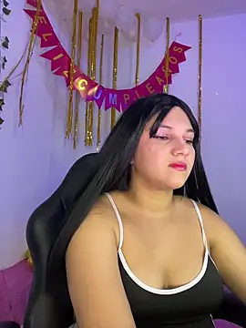 aurora bela online show from April 2, 4:32 am