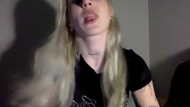 EmmyWet online show from March 16, 7:29 pm