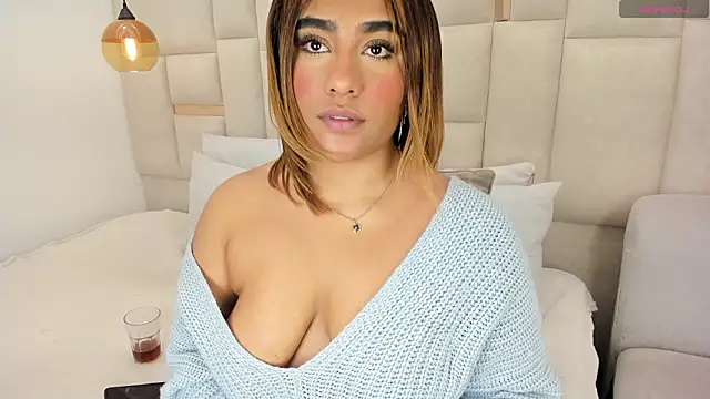 angueljonnes online show from March 26, 5:42 am