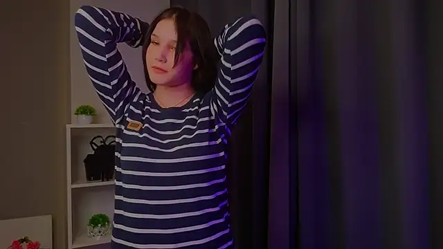 EnidRitzel online show from March 2, 7:09 pm