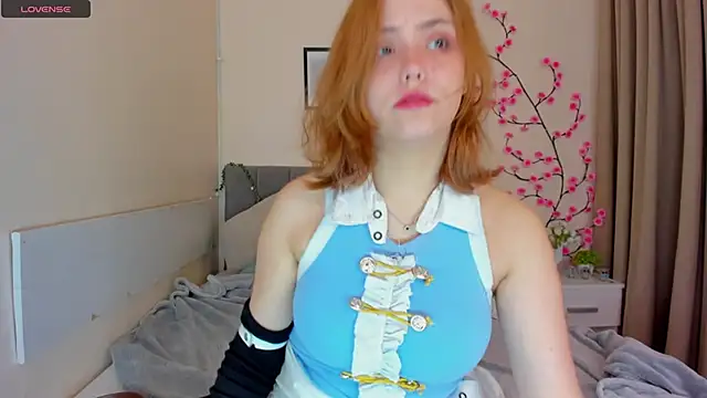 DellaRows online show from March 24, 6:52 am