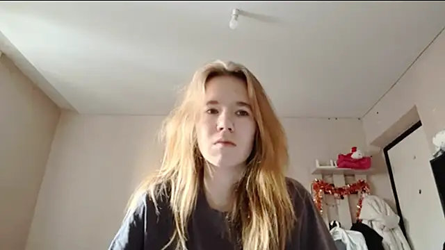 LeomaJee online show from March 27, 1:01 pm