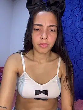 allyson-cute03 online show from April 21, 1:40 pm