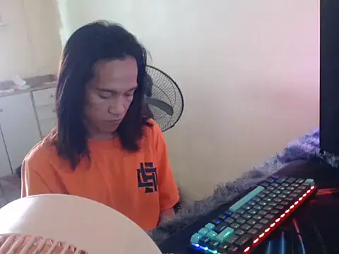 ashelyxyn69xx online show from March 4, 11:33 pm