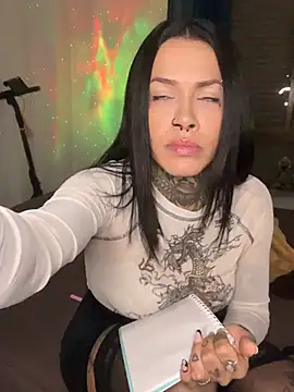 DommeLola online show from May 11, 1:51 am