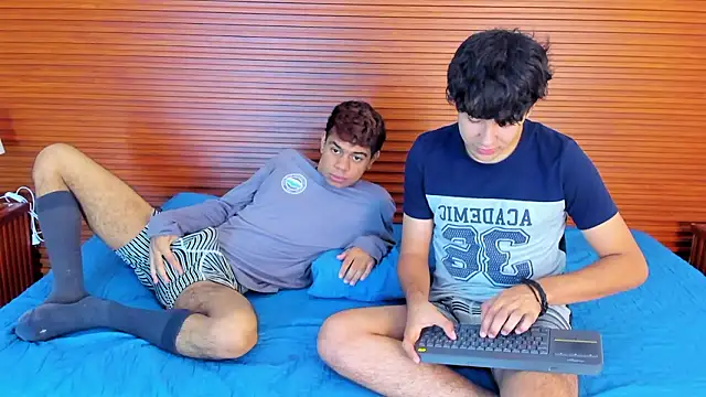 peakk twiinns online show from March 25, 11:46 am