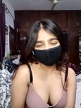 Ishaa 22 online show from April 2, 7:33 pm