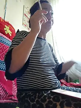 anayss17 online show from April 8, 5:09 am