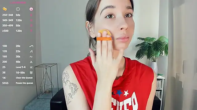 LaceyLettman online show from March 10, 1:04 pm