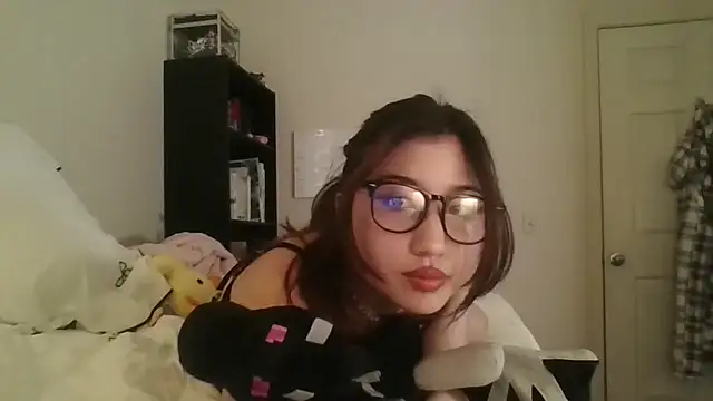 Silverbabyyy2007 online show from March 28, 4:23 am