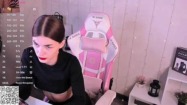 LunaRossaa online show from March 10, 12:14 am